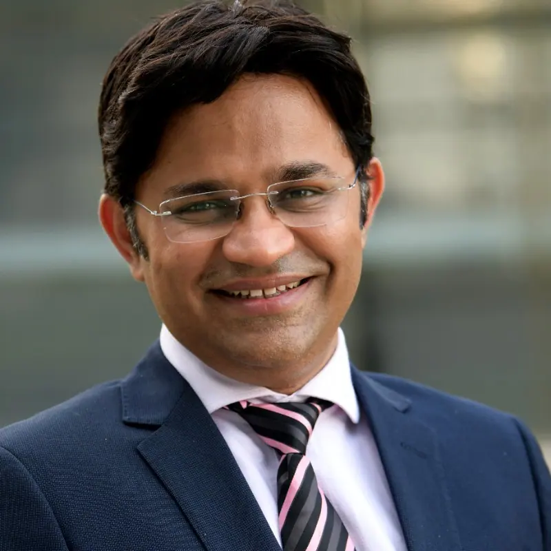 Hitesh Parashar Appointed as Chief Business Officer at HDFC Credila